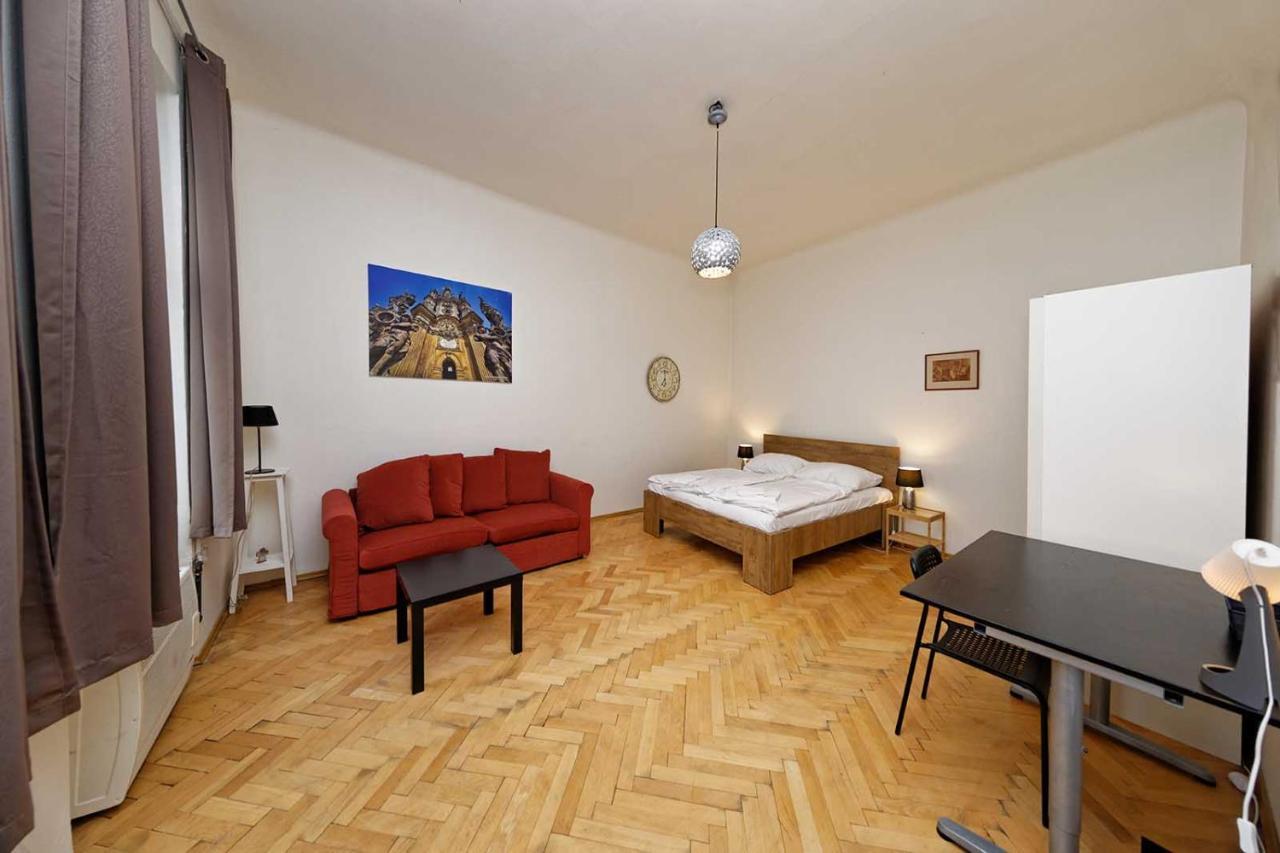 Peter'S Tower Apartments Prag Eksteriør billede